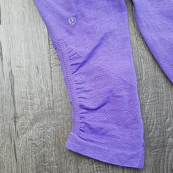 Lululemon In The Flow Crop

Power Purple - Picture 4 of 8
